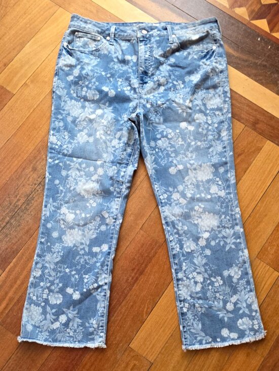 Seven7 Denim - Seven7 High Rise Floral Kick Flare Bootcut Jeans Size 14